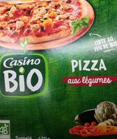 Pizza légumes bio cuite au feu de bois