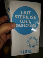 Lait stérilisé U.H.T. demi-écrémé