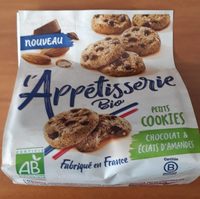 Petits cookies chocolat et éclats d'amandes