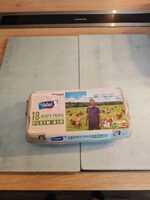 Œufs frais moyen de poules élevées en plein