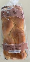 Brioche tressée tranchée