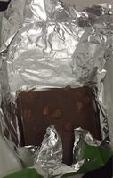 Chocolat au lait noisettes entières