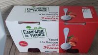 Yaourt a la grecque sur lit de Fraise