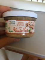 Terrine végétale aux noisettes