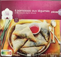 Samossas aux légumes avec sauce aigre-douce