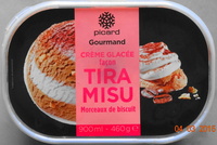 Crème glacée, façon Tiramisu, morceaux de biscuit