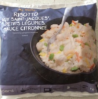 Risotto aux Saint-Jacques, petits légumes, sauce citronnée