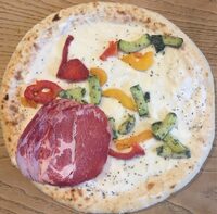 Pizza Coppa Légumes Burrata
