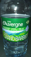 Eau de source de montagne d'auvergne