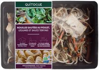 Nouilles sautées au poulet, légumes et sauce teriyaki