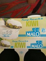 Fromage frais sur lit de kiwi