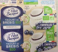 Yaourt de brebis bio nature sur lit de myrtilles