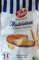 Madeleine au beurre et œufs frais