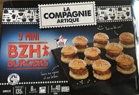 Mini burgers d'inspiration bretonne, pain au blé noir et sauce aux oignons et lardons.