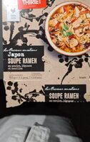 Soupe ramen au poulet, légumes et nouilles