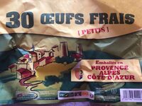 30 petits œufs frais