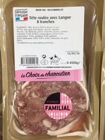 Tête roulée avec langue