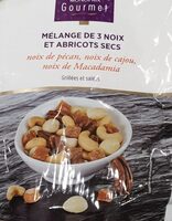 Mélange de noix grillées salées et d'abricots secs