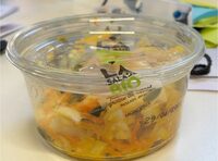 Salade de chou carottes raisins secs graines de courges bio