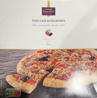 Pizza cuite au feu de bois