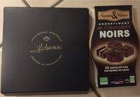 Assortiment de chocolats noirs