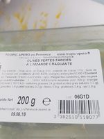 Olives vertes farcies aux amandes craquantes