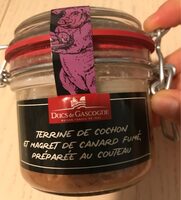 Terrine de cochon et magret de canard fumé, préparée au couteau