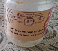 Gâteaux de foie de volaille et leurs quenelles lyonnaises
