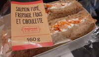 Saumon fumé, fromage frais et ciboulette
