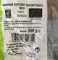 Amandes entieres decortiquees