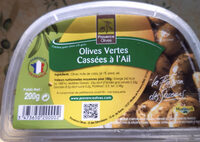 Olives vertes cassées à l'ail
