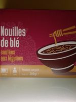 Nouilles de blé sautées aux légumes