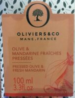 Huile d olive et mandarine fraîches pressées