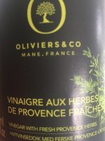 Vinaigre aux herbes de provence fraîches