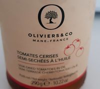 Tomates cerises semi-séchées à l'huile