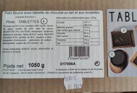 Petit beurre avec tablette de chocolat au lait et aux noisettes
