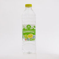 Eau aux arômes naturels de citron et de citron vert