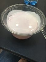 Panna cotta sur lit de framboises