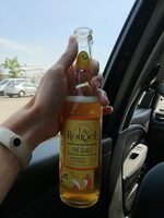 Thé glacé aromatisé à la pêche