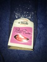 Petits four au chocolat et cerises