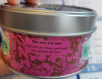Thé vert à la rose