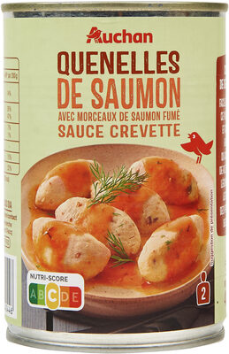 Quenelles de saumon avec morceaux de saumon fumé sauce crevette