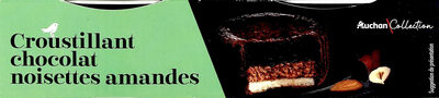 Croustillant chocolat, noisettes, amandes. Dessert au chocolat noir, aux noisettes et aux amandes