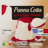 Panna Cotta sur lit de fruits rouges