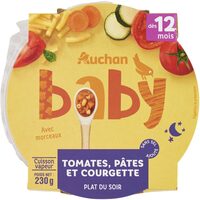 Tomates, pâtes et courgette