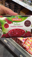 Les desserts framboise avec morceaux
