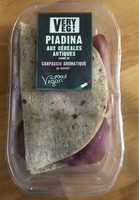 Piadina aux céréales antiques garnie de carpaccio aromatique