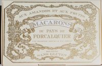 Macaron à l'amande amère