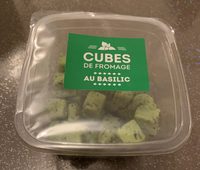 Cubes de fromage au basilic