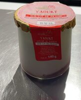 Yaourt infusé au basilic sur lit de fraise